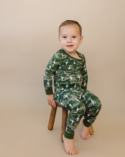 Bamboo Two Piece Set | Green Camo Bolts